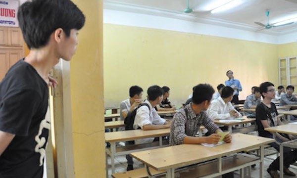 4 truong bi tuoc quyen tu dang ky chi tieu tuyen sinh hinh anh