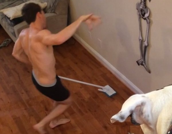 Clip trai dep lau nha hut gan 600.000 luot xem hinh anh