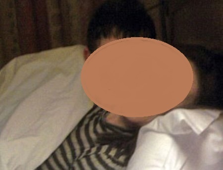 Co giao 9X quan he voi nam sinh co nguy co bi ngoi tu hinh anh