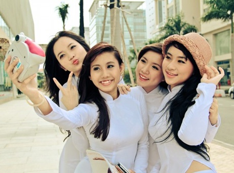 Su khac biet giua sinh vien va hoc sinh cap 3 hinh anh