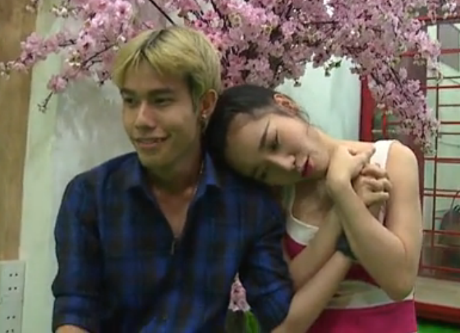 Xem clip khac biet giua con gai de yeu va de cuoi hinh anh