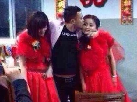 10 dam cuoi doc 2014: Bo vo vi qua xau, lay me ban than hinh anh
