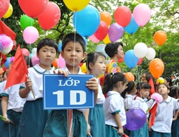 Hoc chuan bi vao lop 1: Di cung do, o khong xong hinh anh