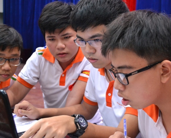 Lo dien 2 chang thu linh tai ba cua 'Dinh nui tri tue' hinh anh