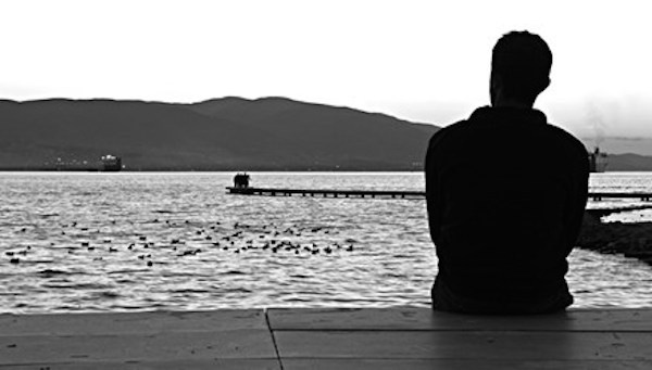 Co tien nhung khong co nguoi yeu rat co don hinh anh