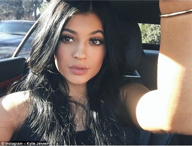 Kylie Jenner, người có cặp môi tự nhiên dày nhất Hollywood.