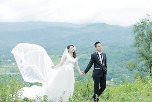 Ảnh cưới của vợ chồng kỹ sư Nhất - Hiền.