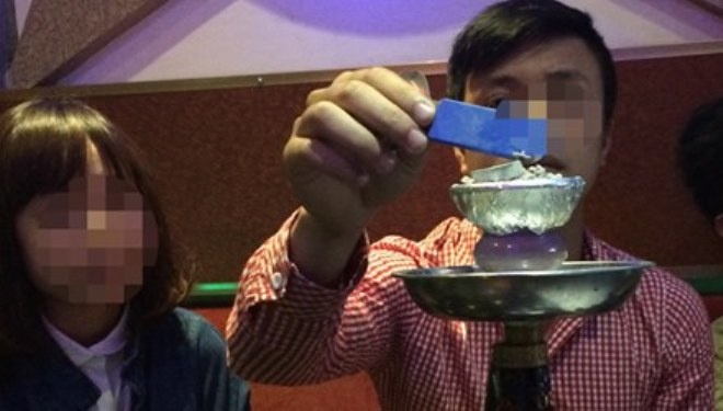 Shisha 'bien tuong', hau qua khon luong hinh anh