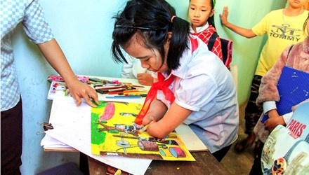 nghị lực của bé khuyết tật ảnh 1 nghi luc cua be khuyet tat anh 1