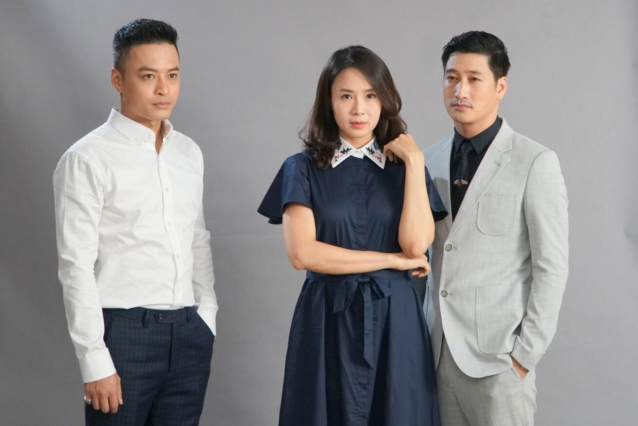 Bao, Thai hay Khang mac dep hon trong 'Hoa hong tren nguc trai'? hinh anh