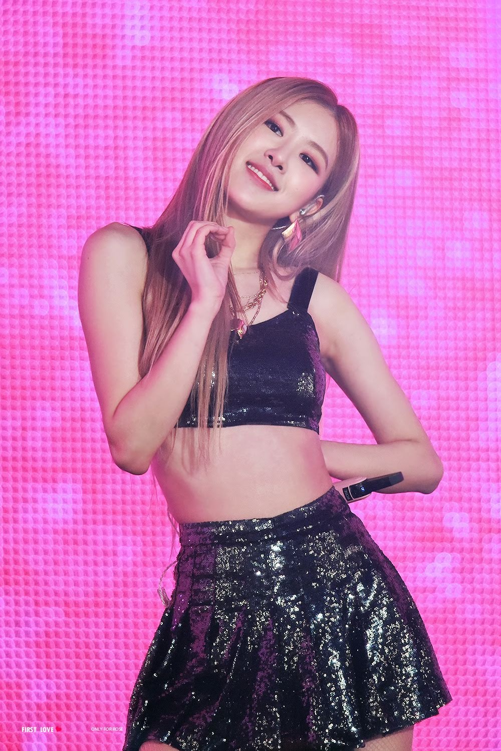 rosé diện đồ khoe dáng gợi cảm ảnh 9 rose dien do khoe dang goi cam anh 9