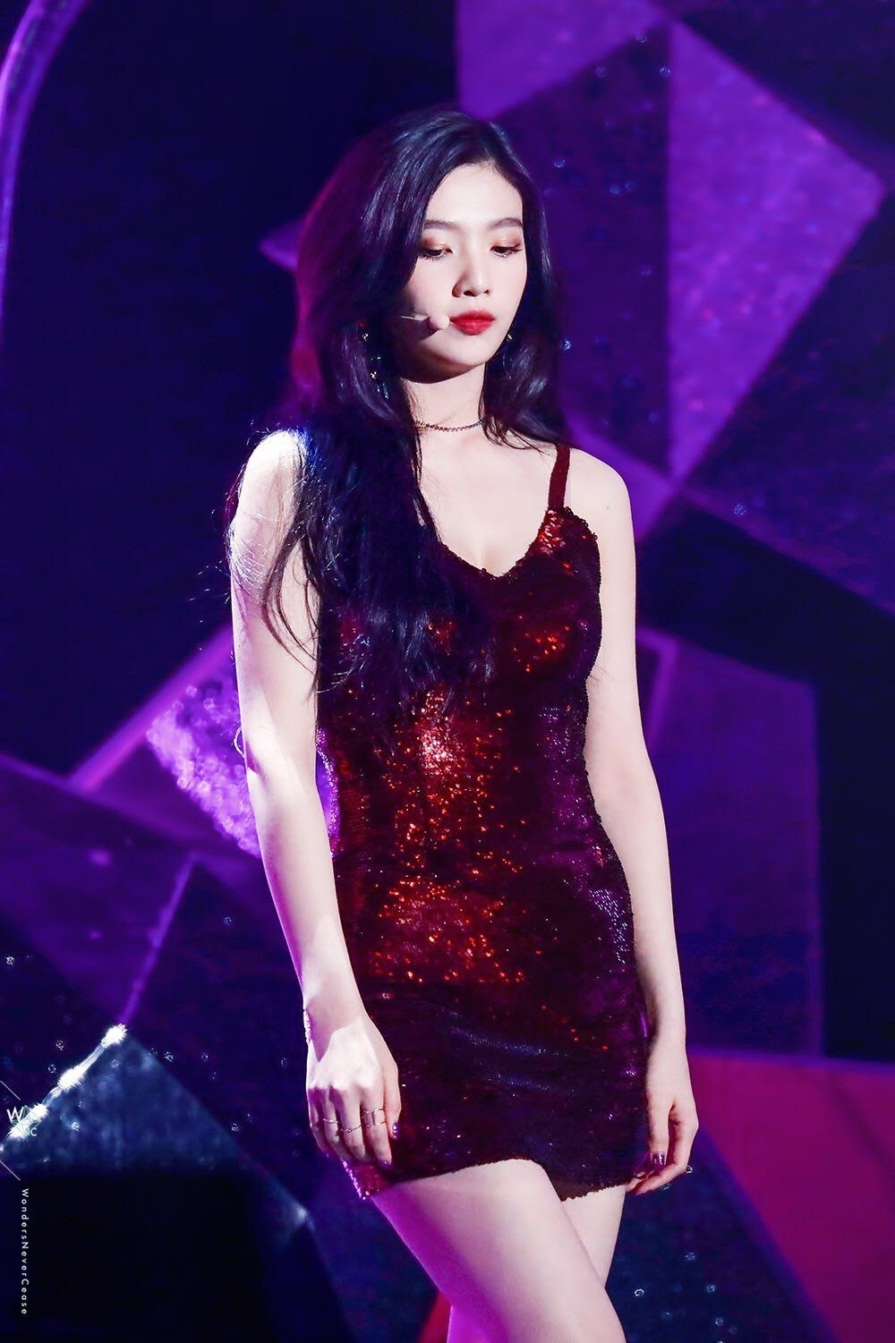 joy mặc đồ khoe dáng sexy ảnh 5 joy mac do khoe dang sexy anh 5