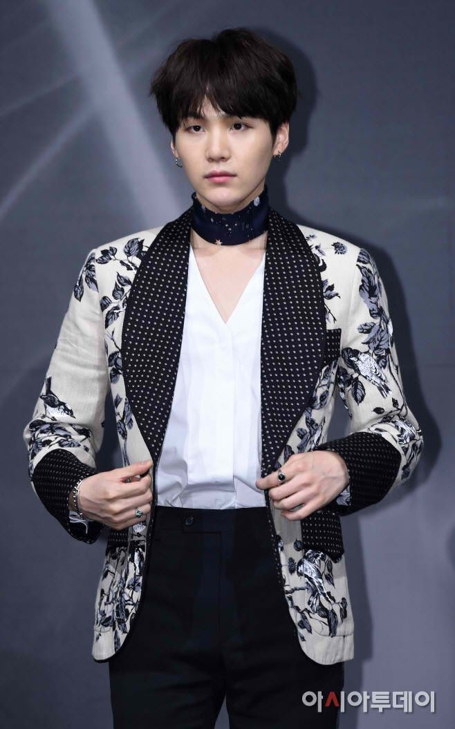 BTS mặc đẹp hơn người mẫu ảnh 6 BTS mac dep hon nguoi mau anh 6