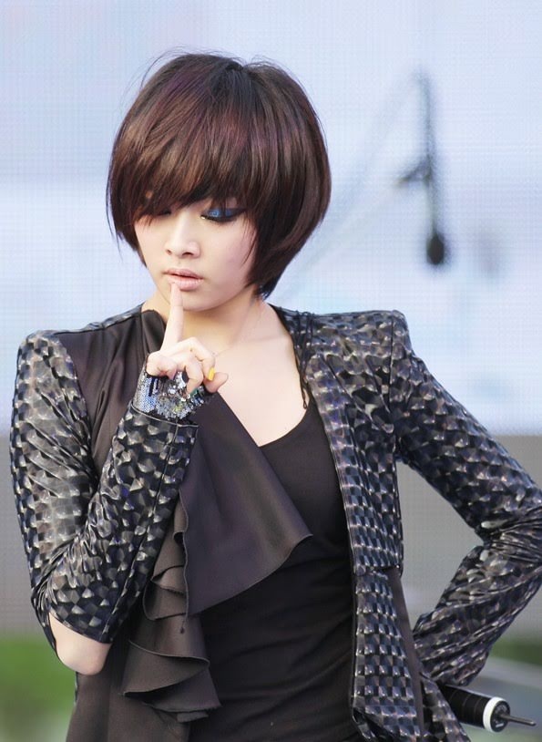 sao nu han de toc ngan anh 9