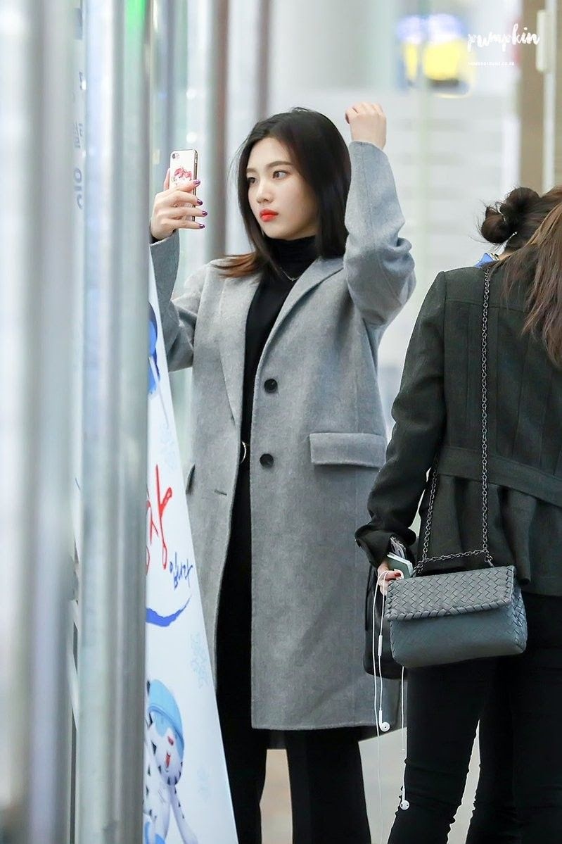 sao hàn mặc áo khoác dài ảnh 10 sao han mac ao khoac dai anh 10