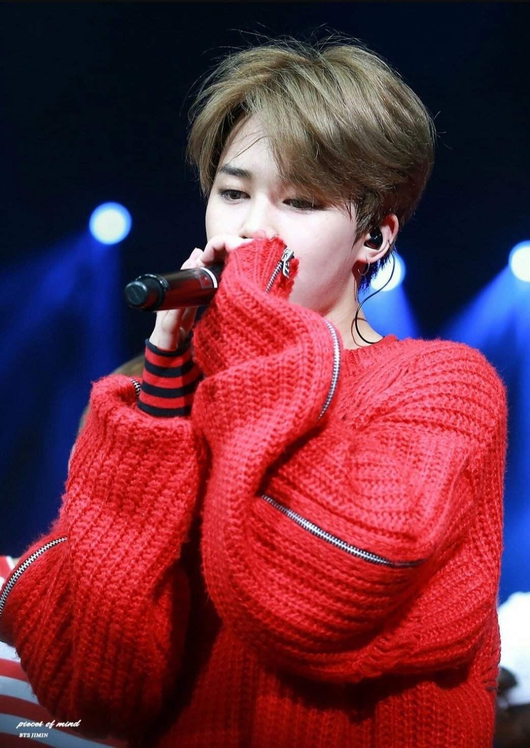 jimin mặc màu gì cũng đẹp ảnh 2 jimin mac mau gi cung dep anh 2
