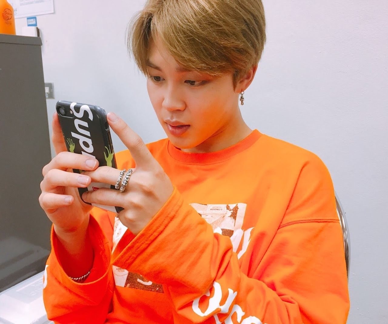 jimin mặc màu gì cũng đẹp ảnh 3 jimin mac mau gi cung dep anh 3