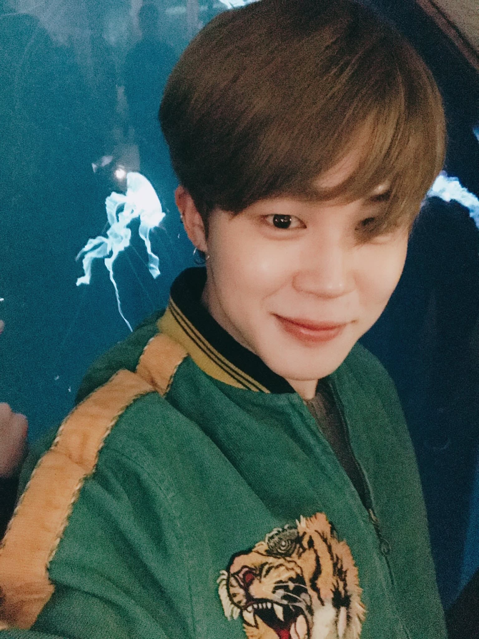 jimin mặc màu gì cũng đẹp ảnh 7 jimin mac mau gi cung dep anh 7