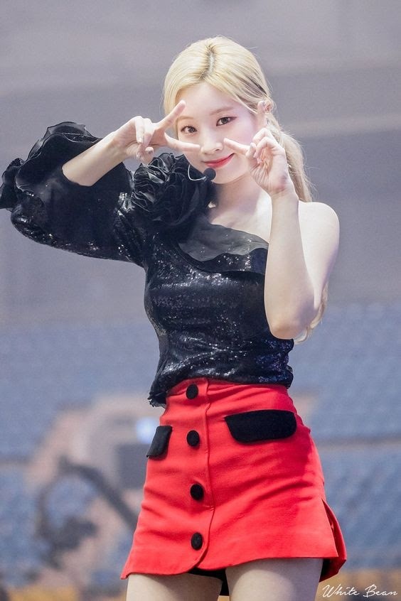 dahyun mac vay ao sexy anh 8
