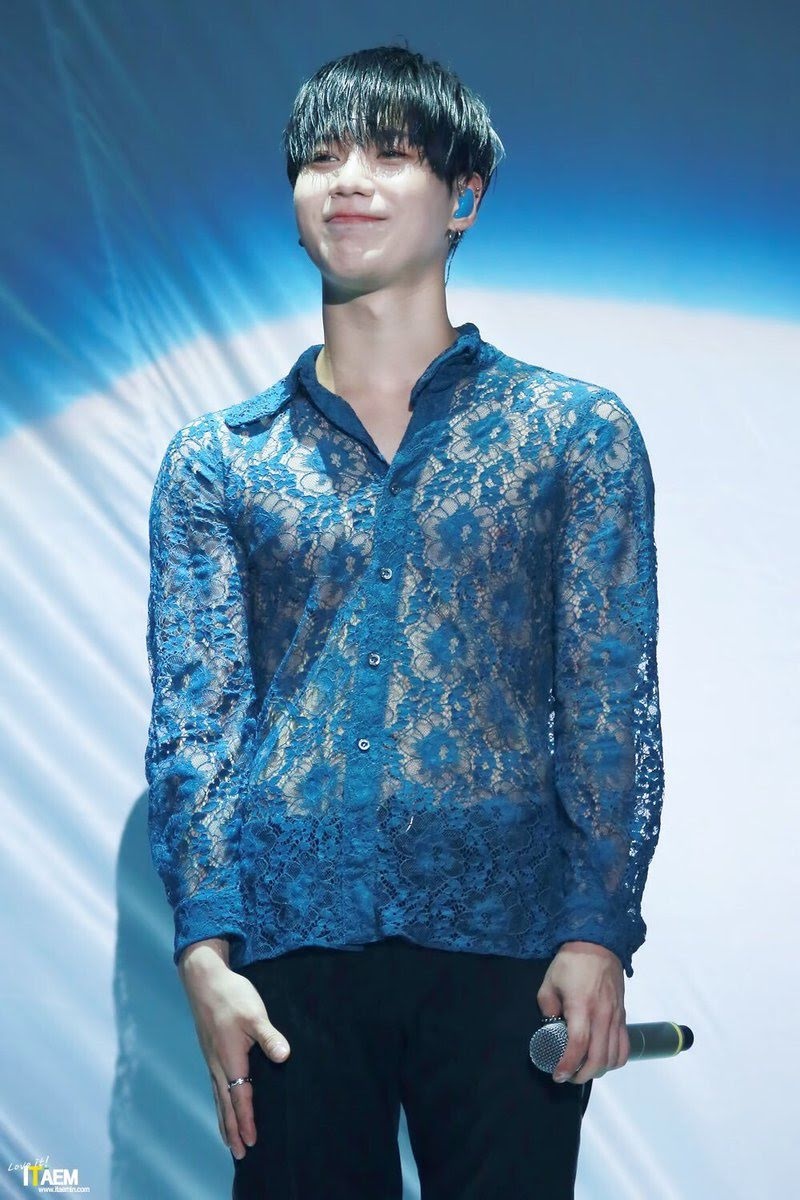 sao nam hàn mặc áo xuyên thấu ảnh 8 sao nam han mac ao xuyen thau anh 8