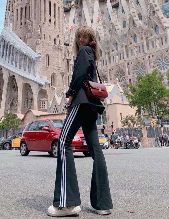 lisa mặc gì cũng đẹp ảnh 10 lisa mac gi cung dep anh 10