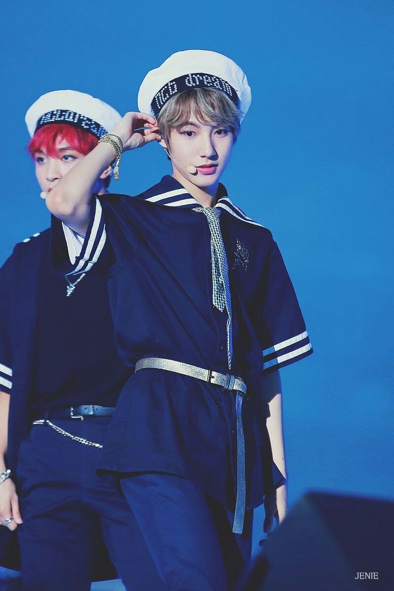 sao hàn mặc đồ thuỷ thủ ảnh 5 sao han mac do thuy thu anh 5