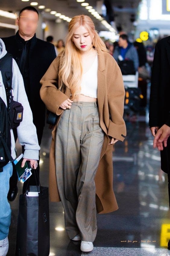 rosé mặc quần ống rộng ảnh 9 rose mac quan ong rong anh 9