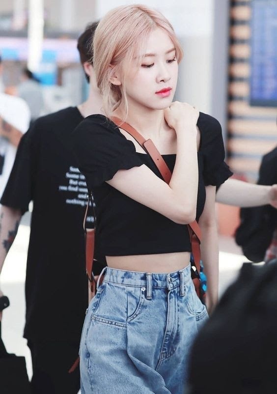 rosé mặc quần ống rộng ảnh 10 rose mac quan ong rong anh 10