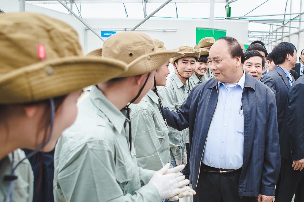 Thu tuong se truc tiep gioi thieu nong san sach ra the gioi hinh anh