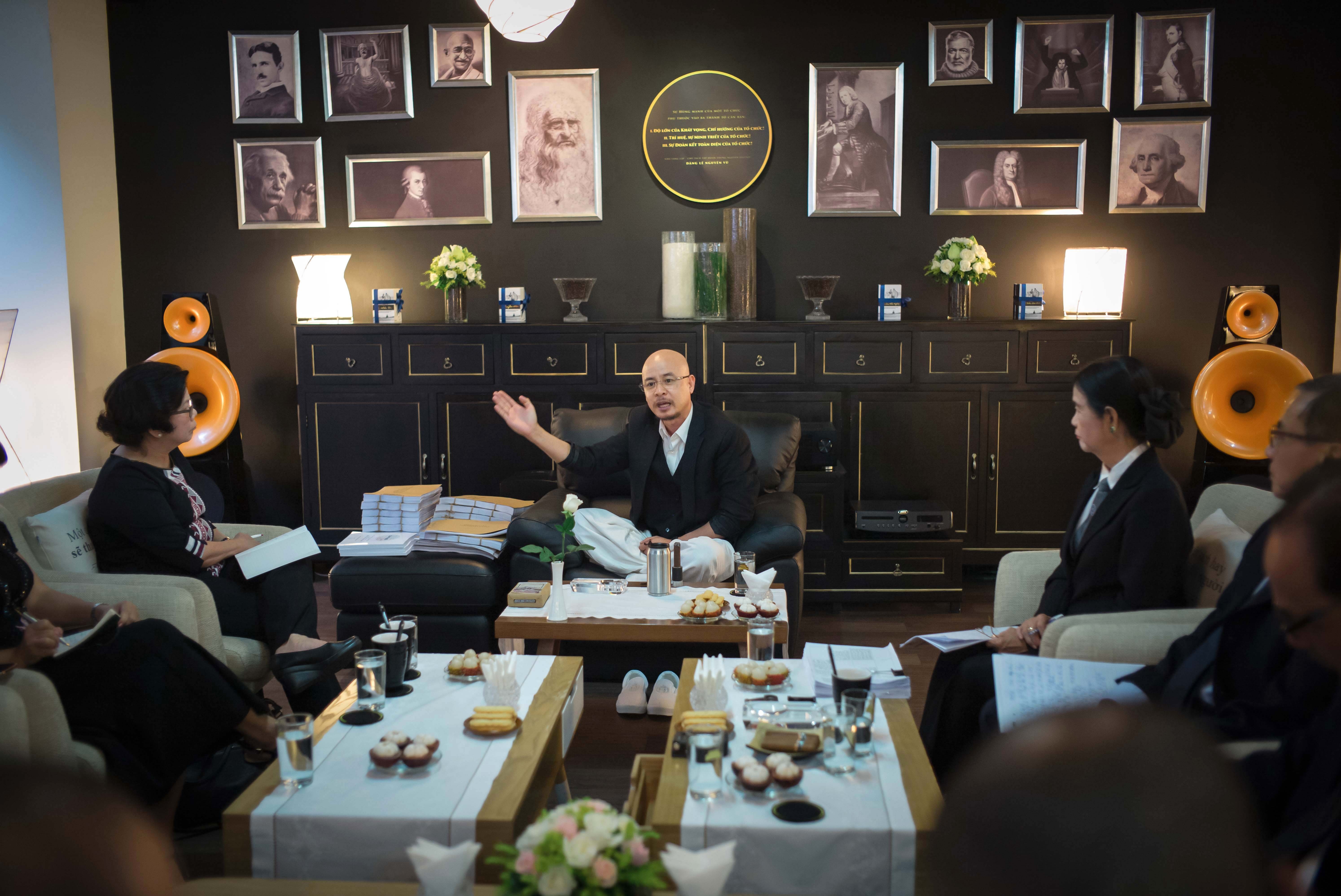 Đặng Lê Nguyên Vũ ảnh 3 Dang Le Nguyen Vu anh 3