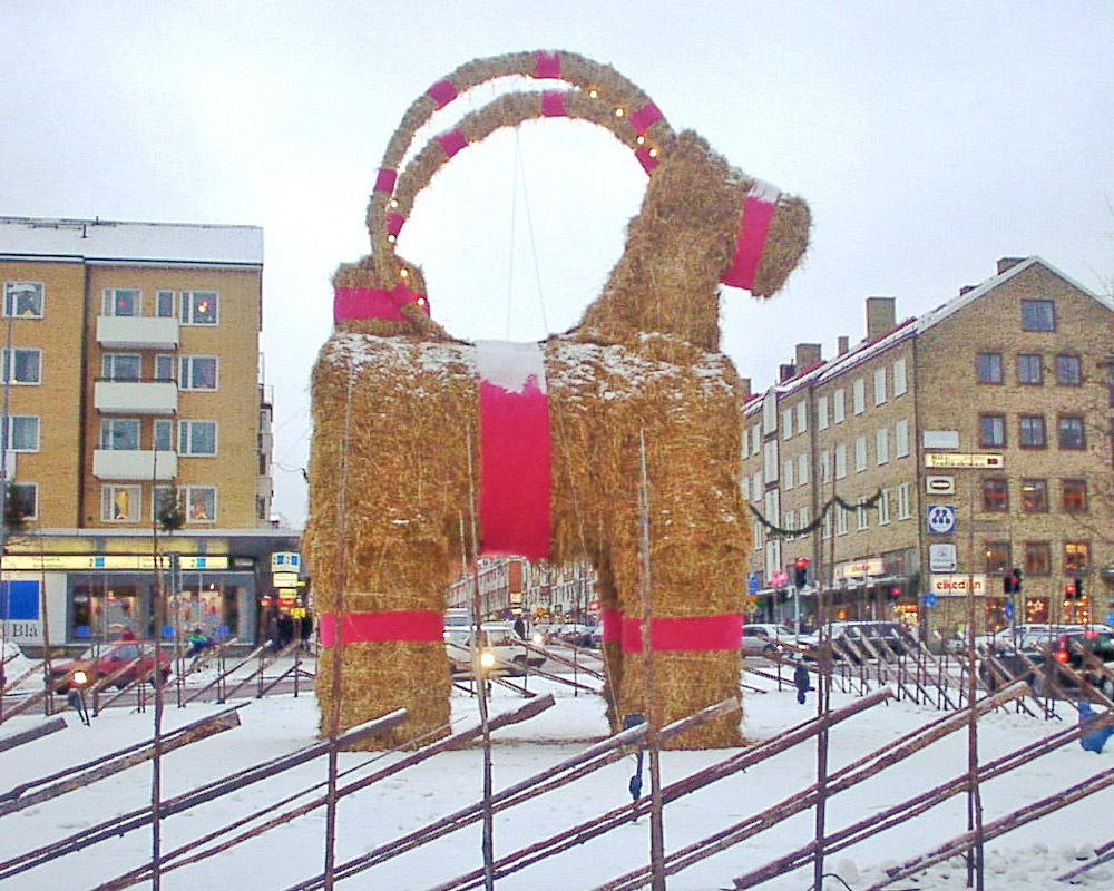 Nhung truyen thong Giang sinh ky la tren the gioi hinh anh