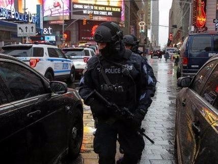 New York that chat an ninh truoc them nam moi hinh anh