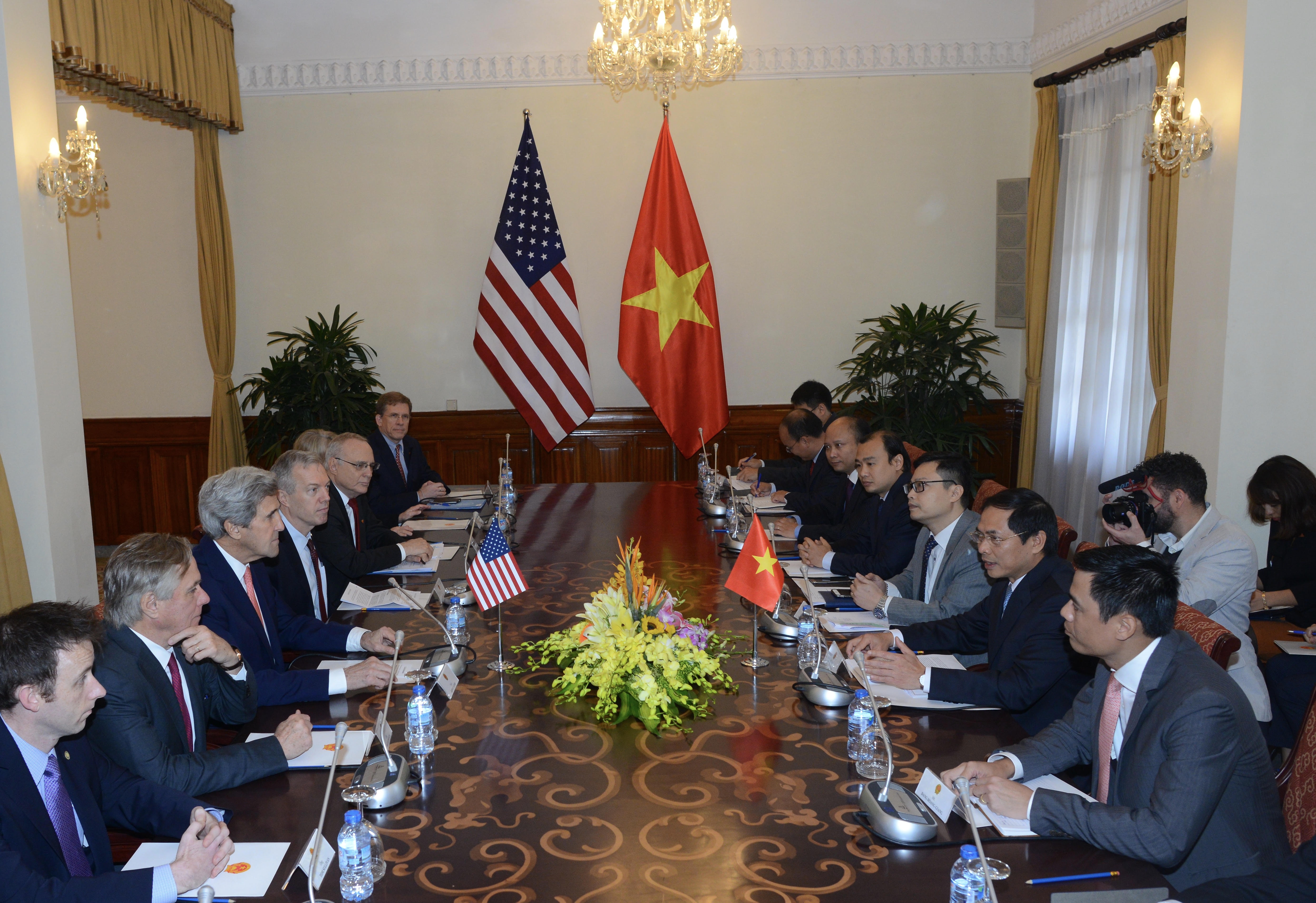 John Kerry o Viet Nam anh 3