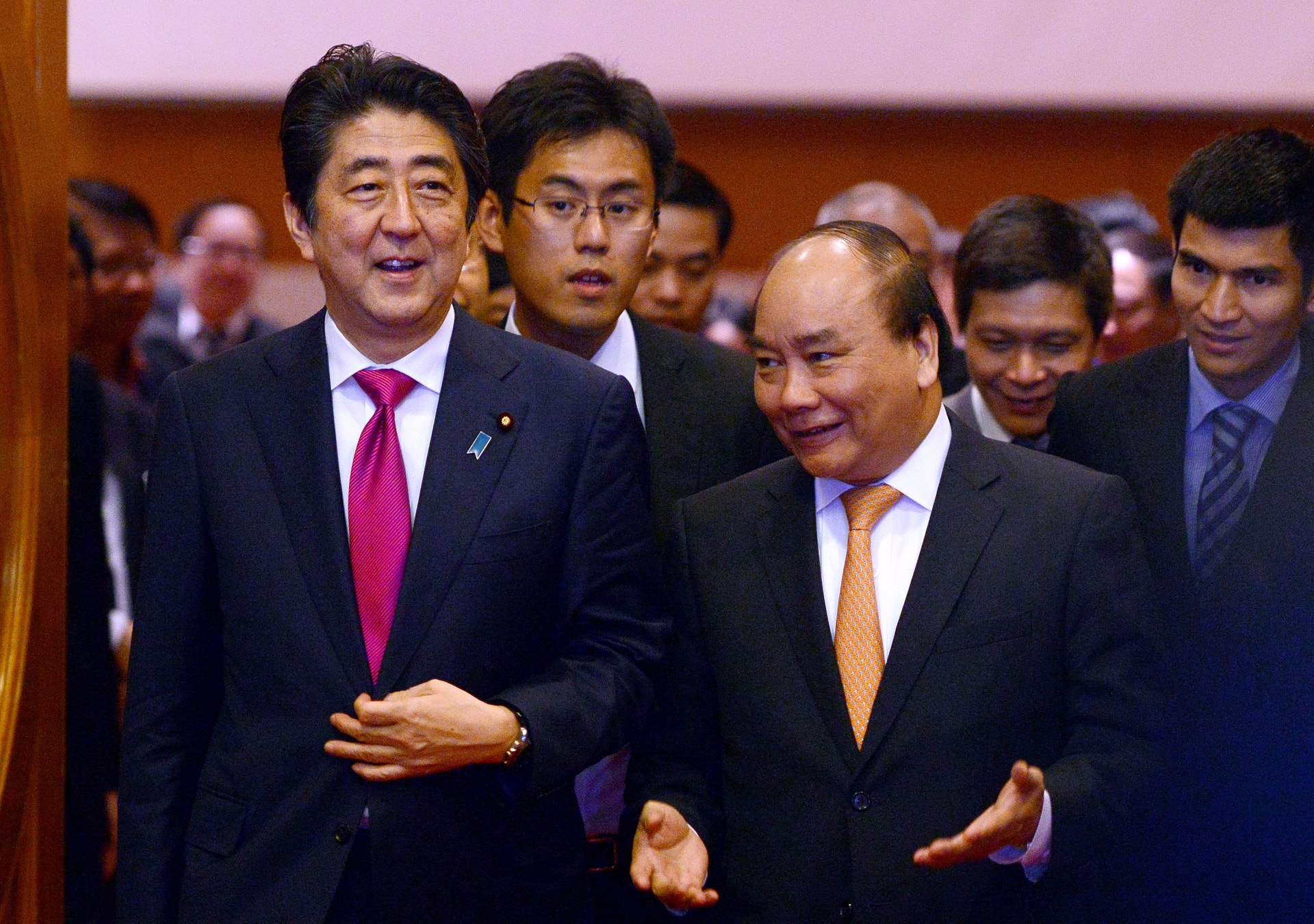 toa dam doanh nghiep Viet - Nhat anh 1