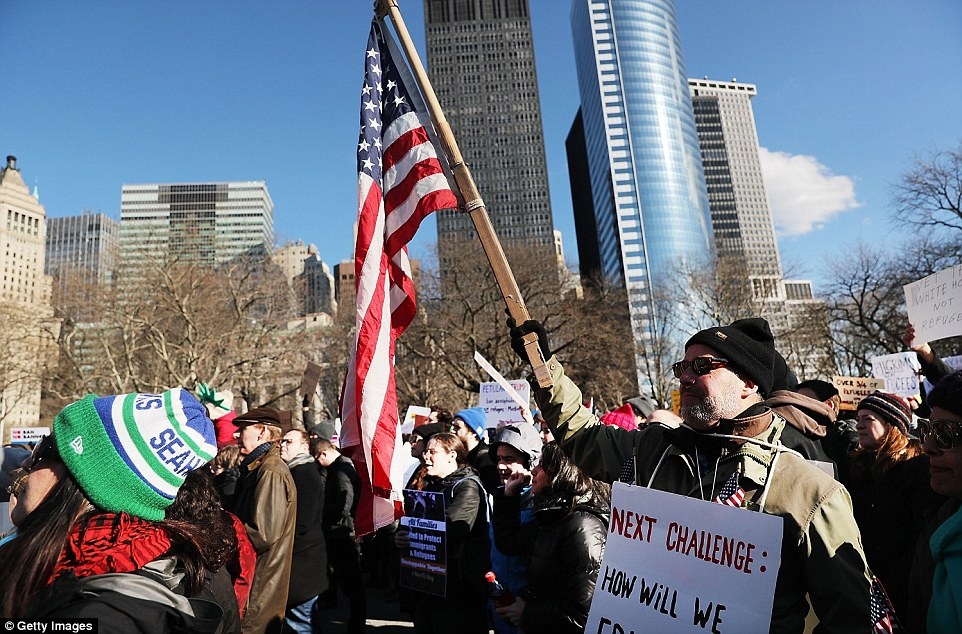 100 công ty công nghệ kiện Trump ảnh 1 100 cong ty cong nghe kien Trump anh 1