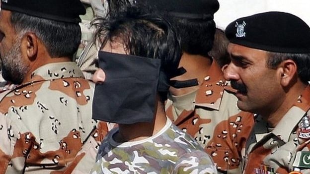 Nha ngoai giao Afghanistan bi ban chet o lanh su quan hinh anh