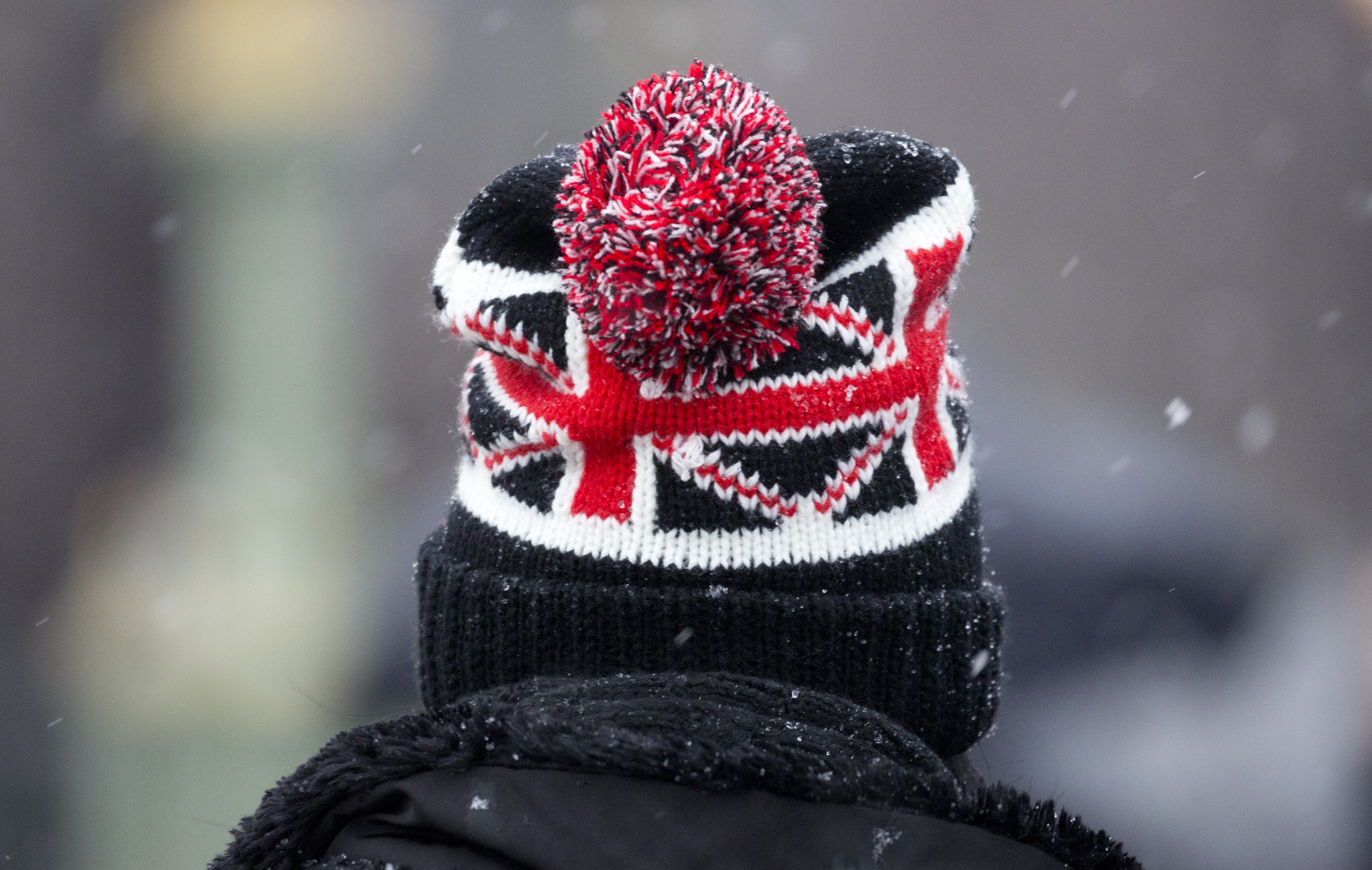 Thang hai lanh nhu 'Bac cuc' o Anh hinh anh