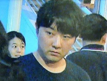 Nguoi anh trai kin tieng cua ong Kim Jong Un hinh anh