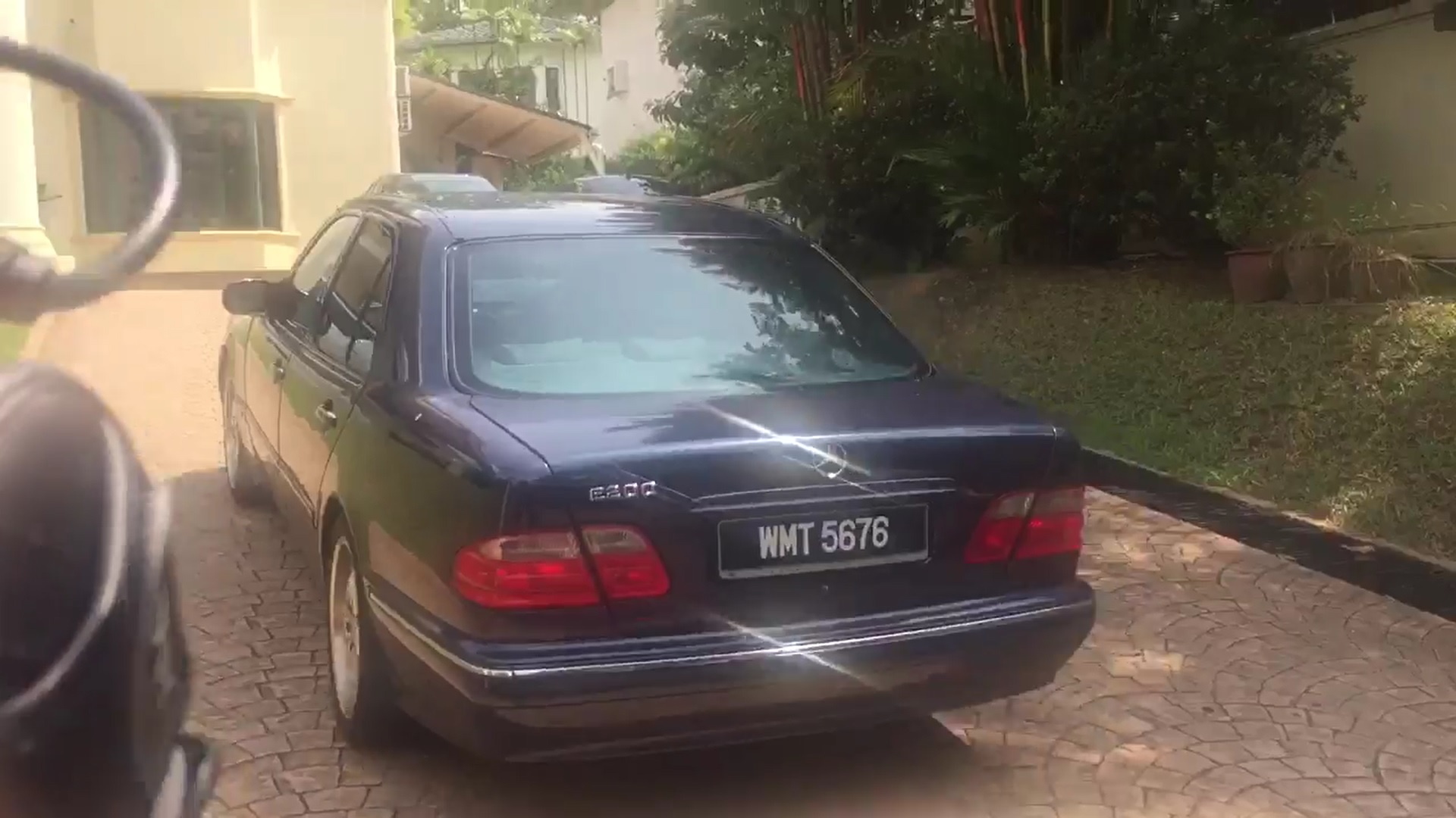 Phong vien vay kin Dai su quan Trieu Tien tai Malaysia hinh anh