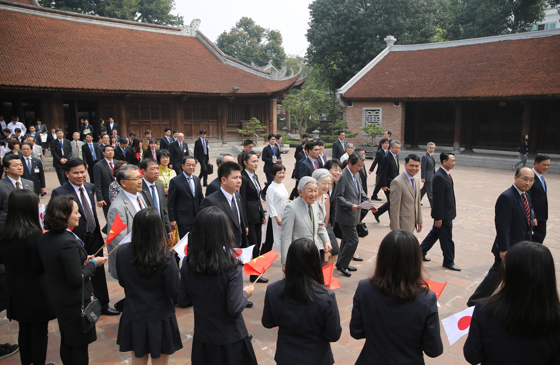 Nhat hoang tham Viet Nam anh 4