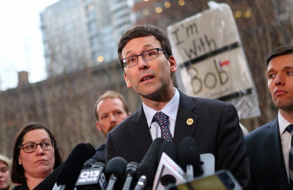 Them 3 bang kien lenh cam nhap cu moi cua ong Trump hinh anh