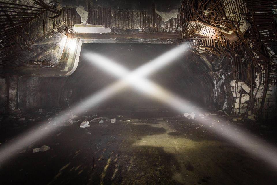 can cu khong quan bi hiem anh 7