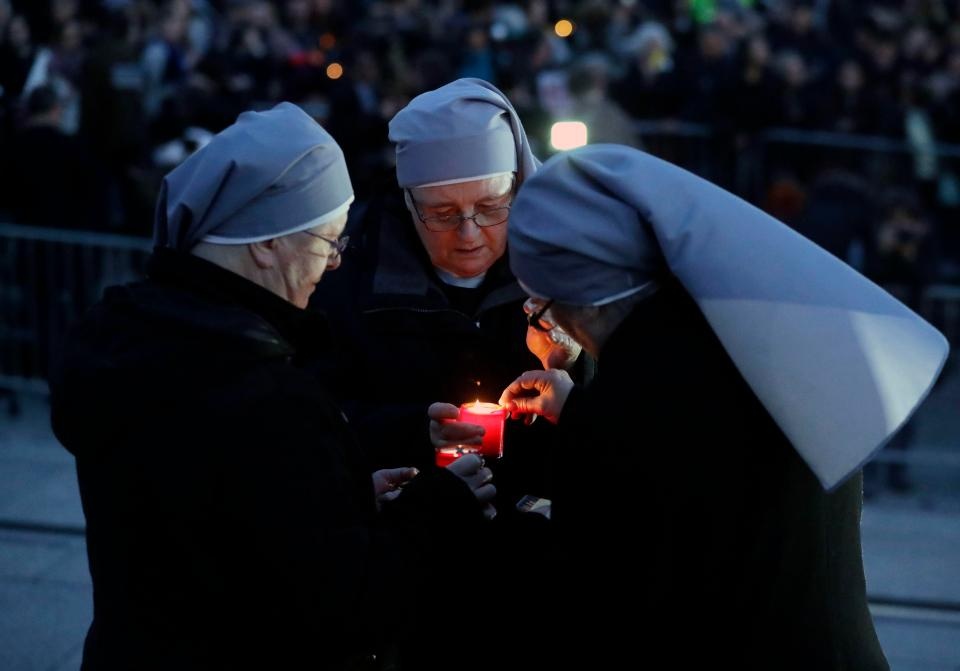 khung bo o London anh 7