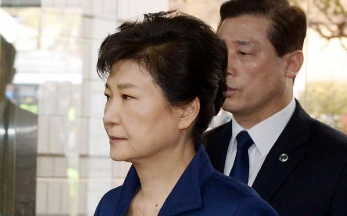 Ba Park Geun Hye toi toa nghe quyet dinh bat giam hinh anh