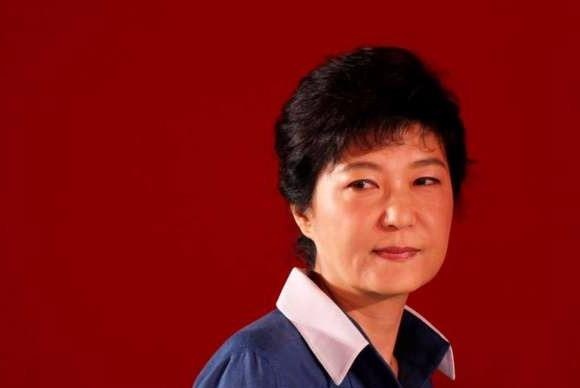 Park Geun Hye: Tu tong thong tro thanh tu nhan so 503 hinh anh