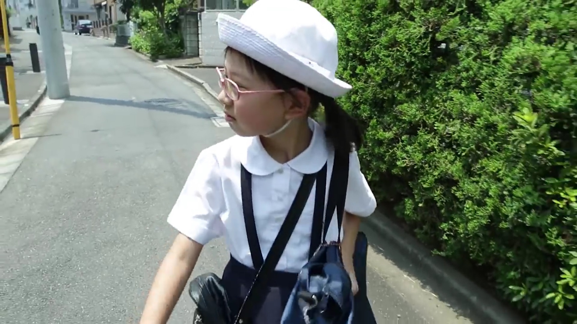 Nhung dua tre khong can nguoi lon o Nhat Ban hinh anh