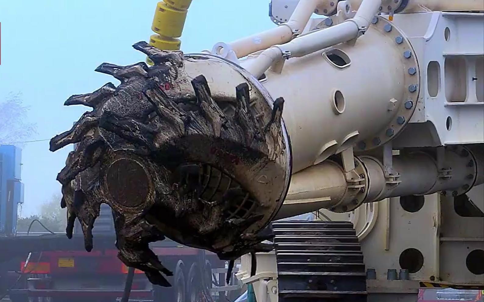 Cuoc chien 150 nghin ty USD trong long dai duong hinh anh