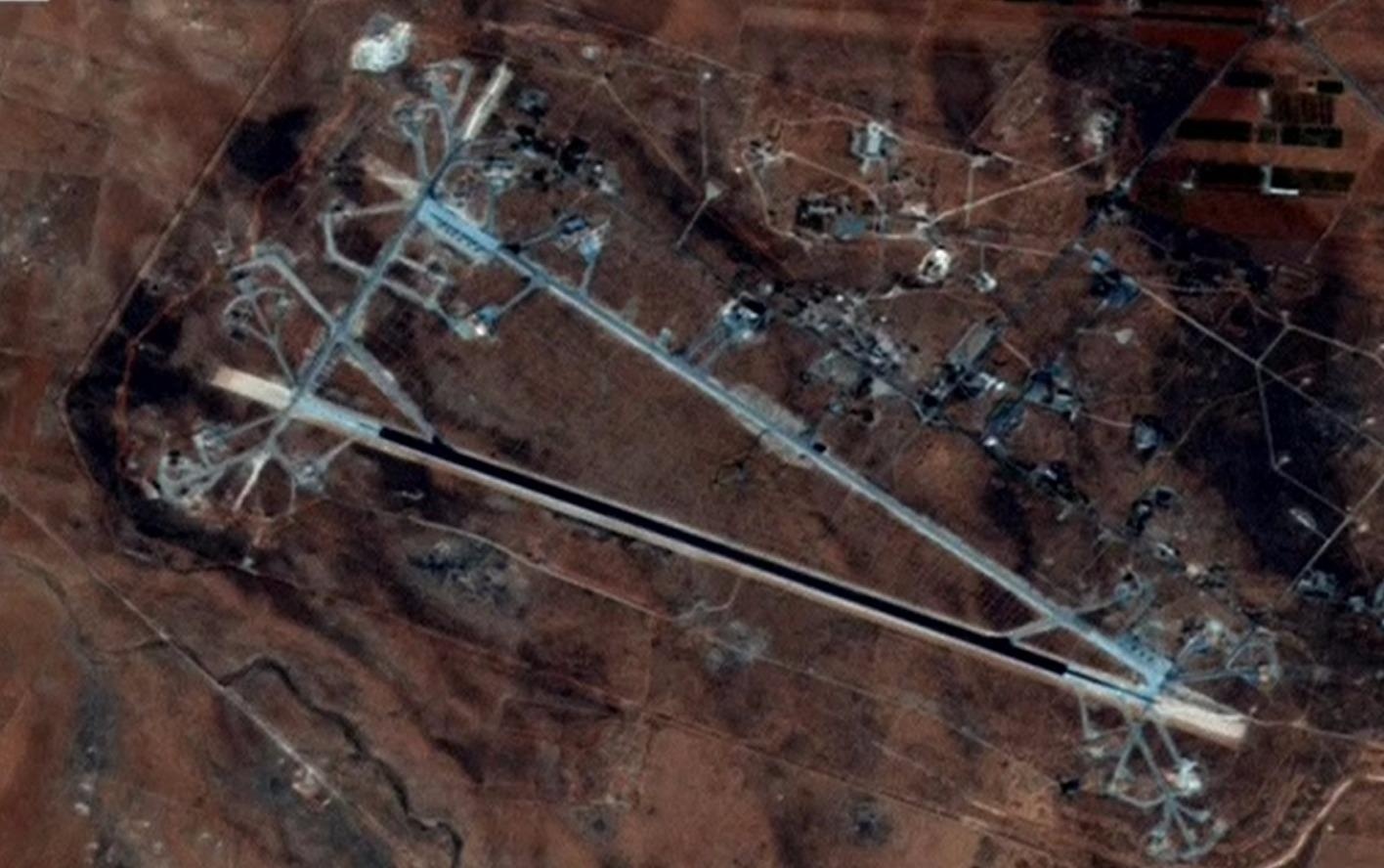 Lau Nam Goc cong bo anh hien truong sau khi tan cong Syria hinh anh