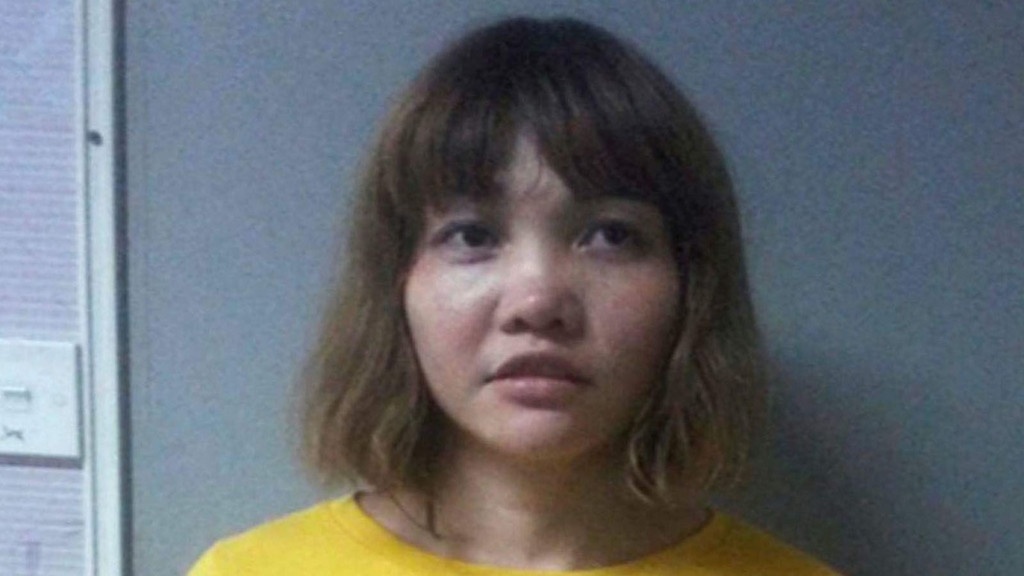 Luat su Poh Teik: Toi tin cau chuyen cua Doan Thi Huong hinh anh