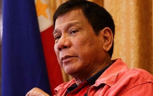 Ong Duterte rut lai loi hua cam co Philippines o Truong Sa hinh anh